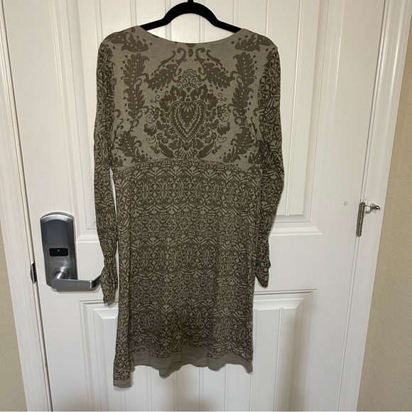 Athleta Gray Brown Hot Creek Burnout Ruched Long Sleeve Mini Dress Size LargeP - Picture 5 of 10